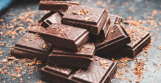 How to Choose the Best Dark Chocolate for Baking, Snacking, and Pure Indulgence